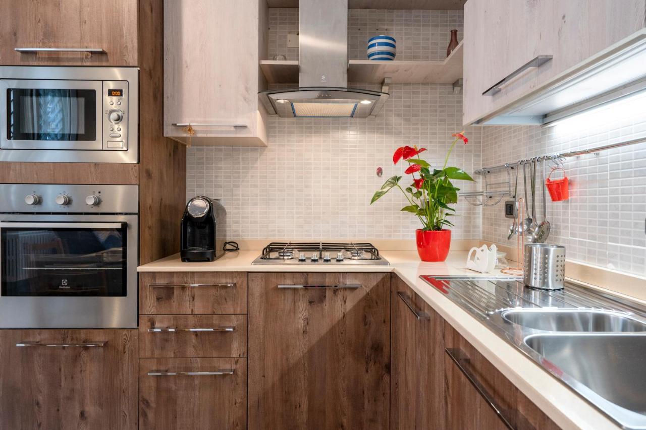 La Casa Di Gio - Stazione & Policlinico Apartment Барі Екстер'єр фото
